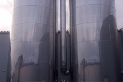 Insulating-stainless-steel-tank