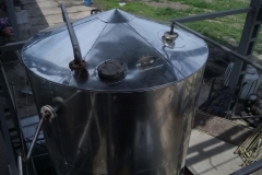 Isolation_of_a_container_with_a_coating_of_galvanized_steel